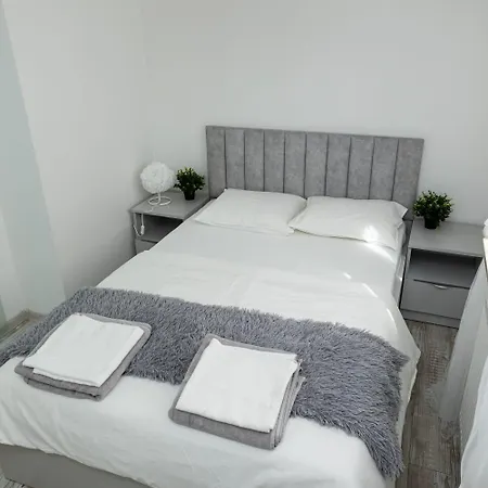 Apartament Symfonia Radom Exterior foto